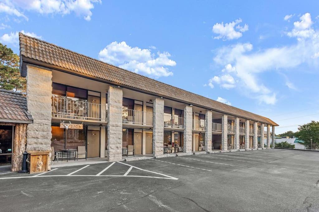Stonegate Lodge Pool Fire Pits King Bedfast Wifi 50In Tv Room #209 尤里卡斯普林斯 外观 照片
